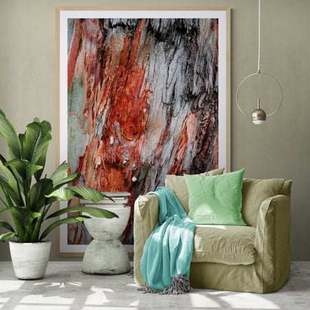 Tropical_living_room_with_chair_and_large_plant